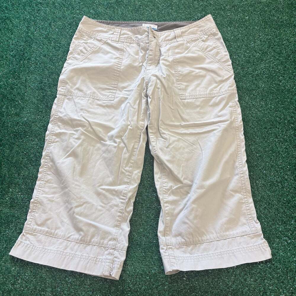 Columbia Tan Cargo Capri Pants Womens